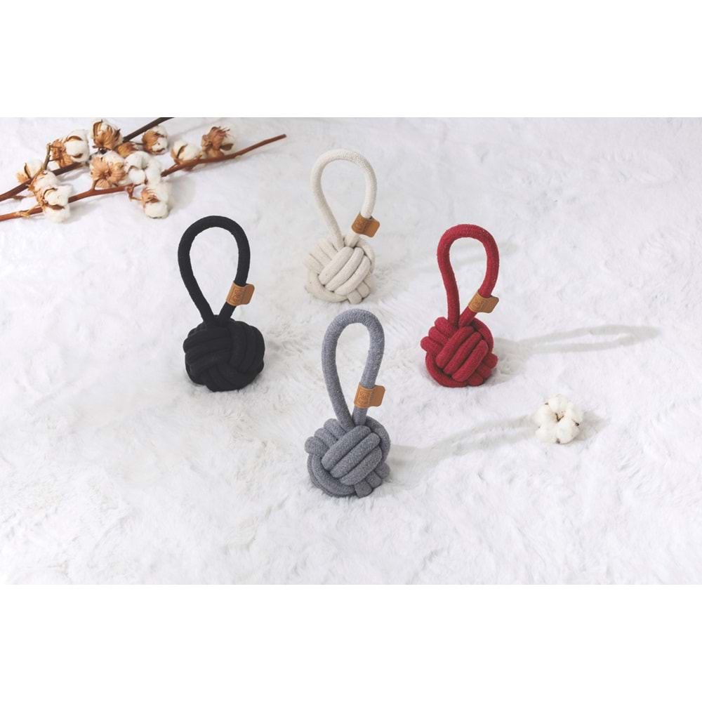 10646801 M-PETS COTO WHITE LOOP BALL 8CM ÇEKMELİ ÖRGÜ TOP OYUNCAK