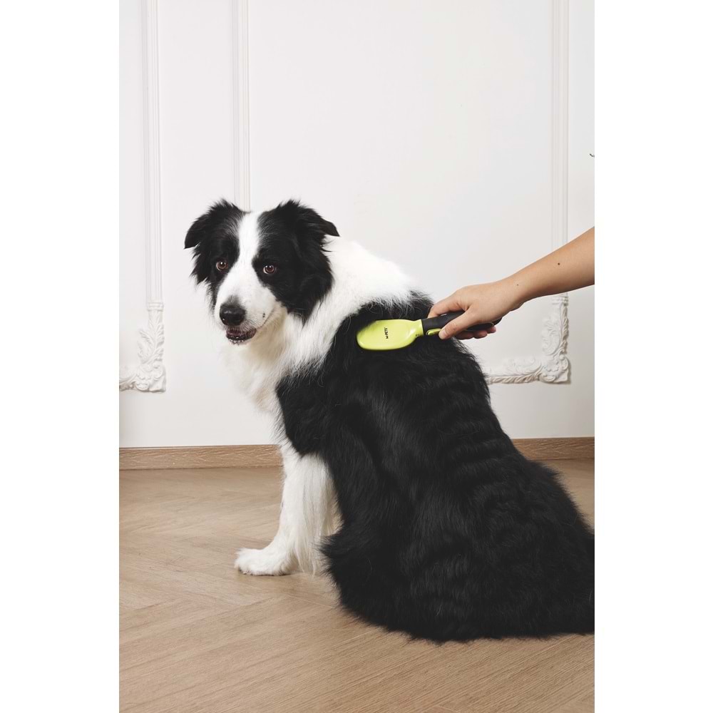 60107399 M-PETS CLICK AND GROOM KEDİ ve KÖPEK KIL FIRÇA